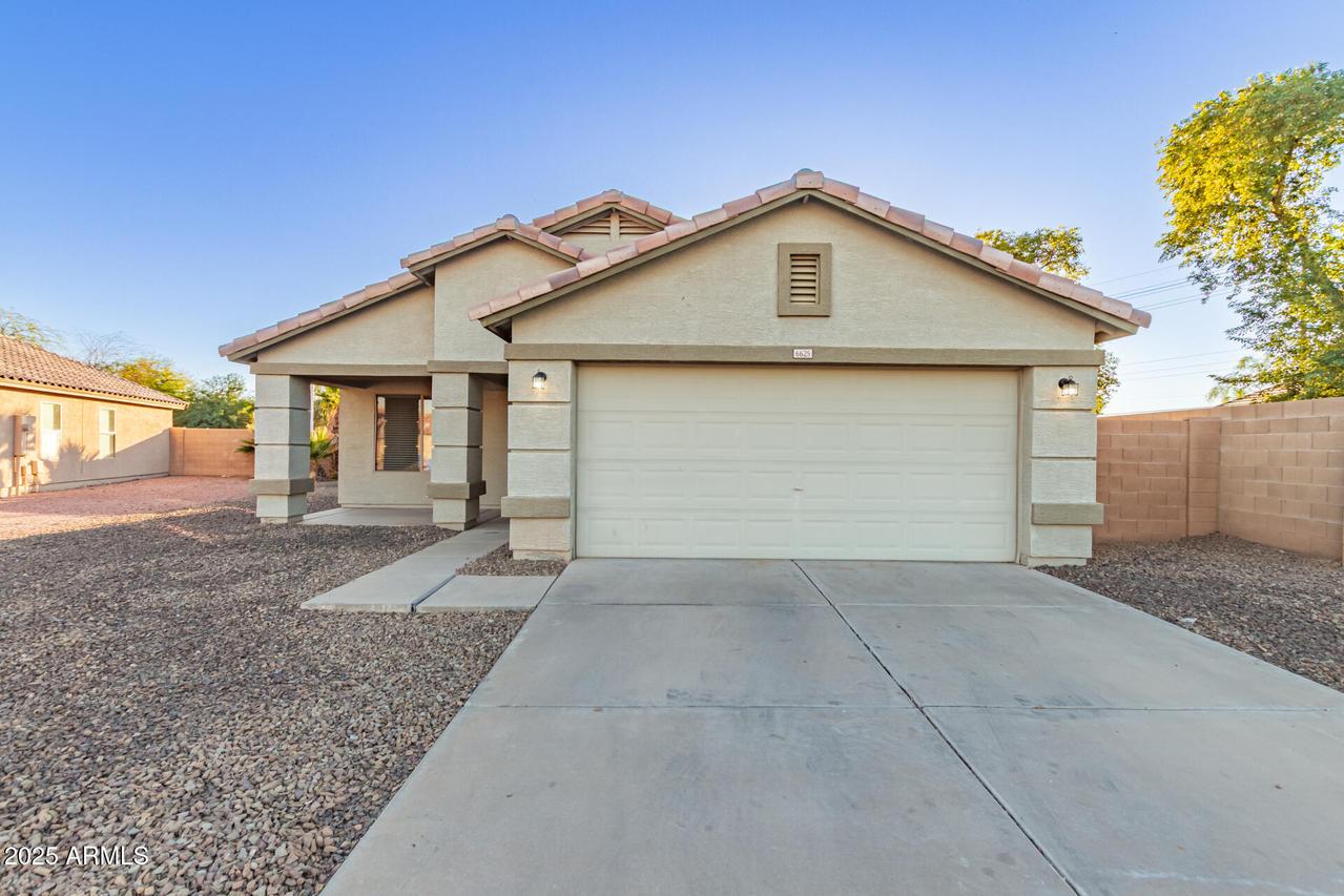 6625 W Chickasaw St., Phoenix, AZ 85043
