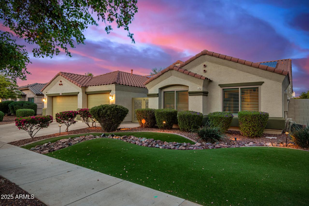 963 N 163rd Dr., Goodyear, AZ 85338