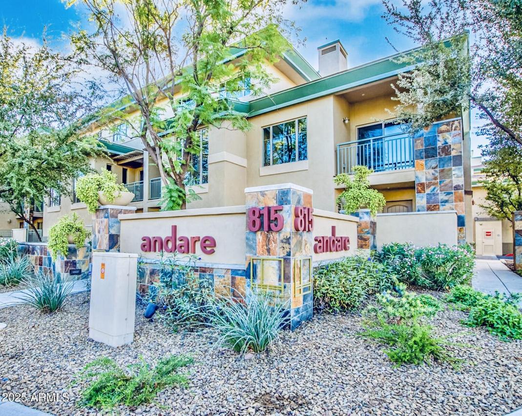 815 E Rose Ln. #139, Phoenix, AZ 85014