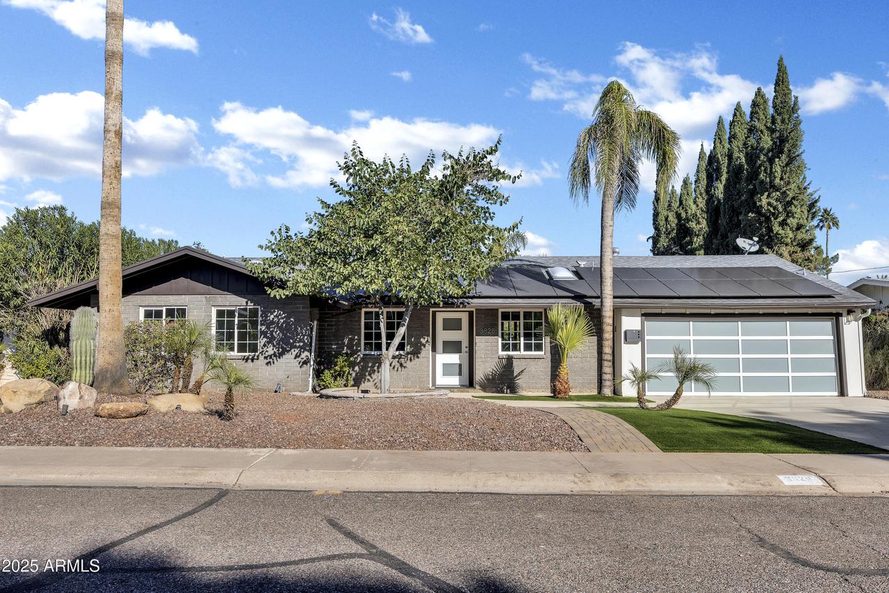3828 E Sahuaro Dr., Phoenix, AZ 85028