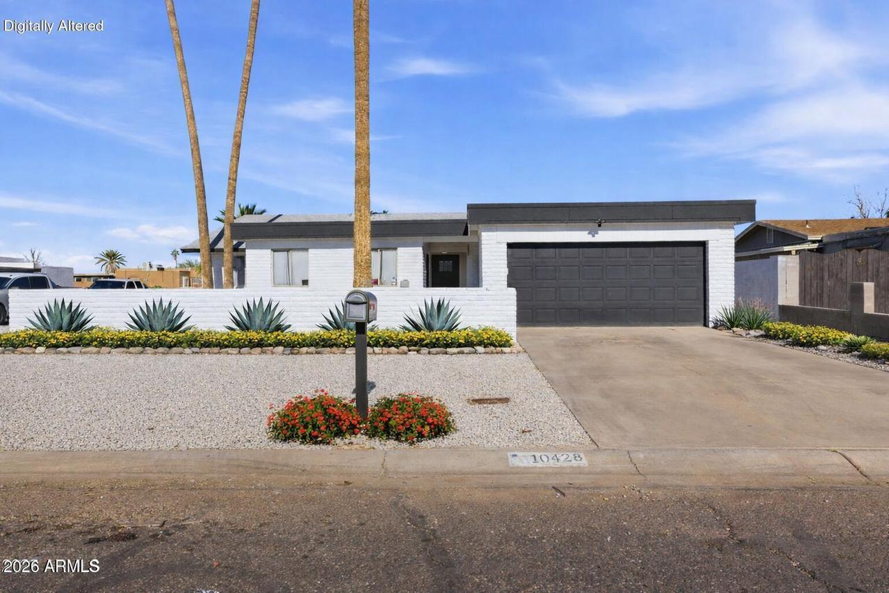10428 W Calle De Plata St., Phoenix, AZ 85037