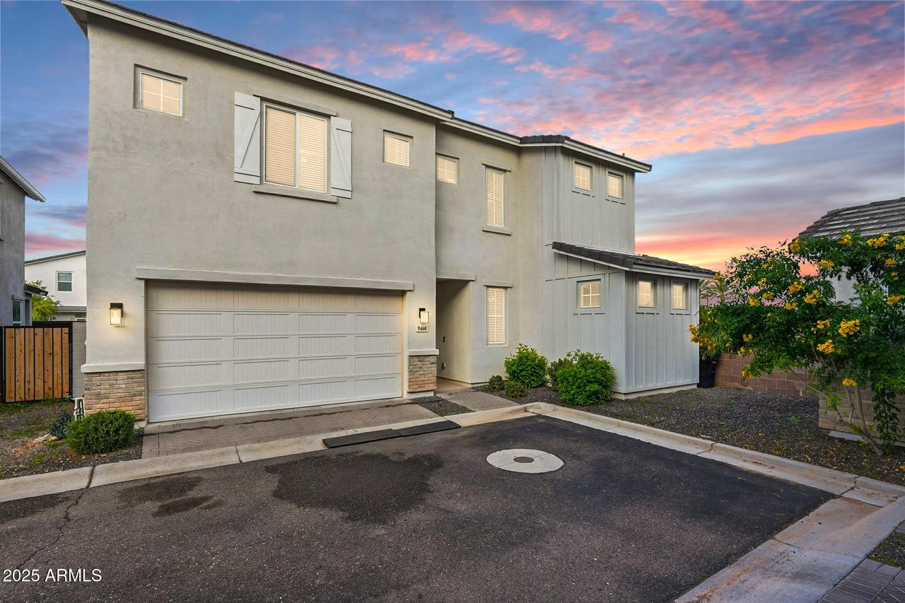9460 E Tumeric Ave., Mesa, AZ 85212