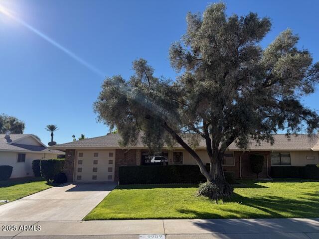 9909 W Sandstone Dr., Sun City, AZ 85351