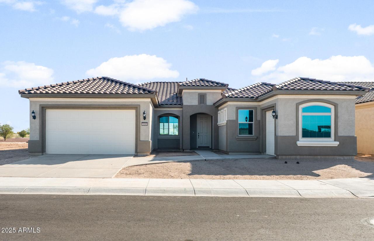 5285 N Riverside Dr., Florence, AZ 85132