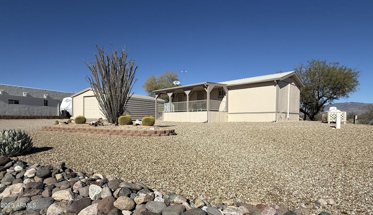 21190 W Obsidian Dr. #203, Congress, AZ 85332