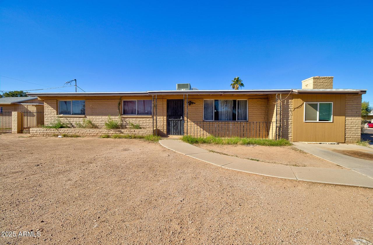 1204 N Adams St., Eloy, AZ 85131