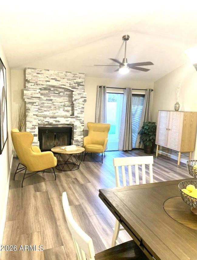 15239 S 37th Pl., Phoenix, AZ 85044