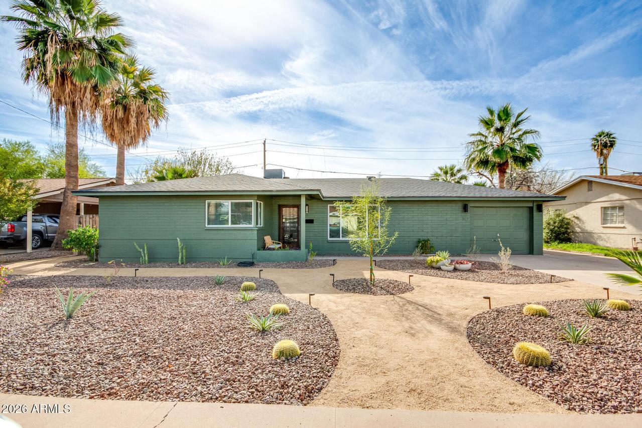 1807 W Hazelwood St., Phoenix, AZ 85015