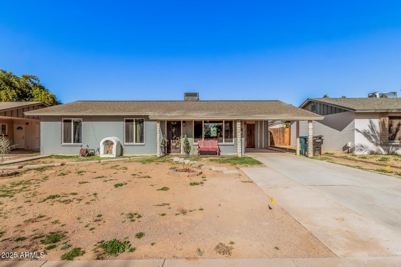 2016 W Windrose Dr., Phoenix, AZ 85029