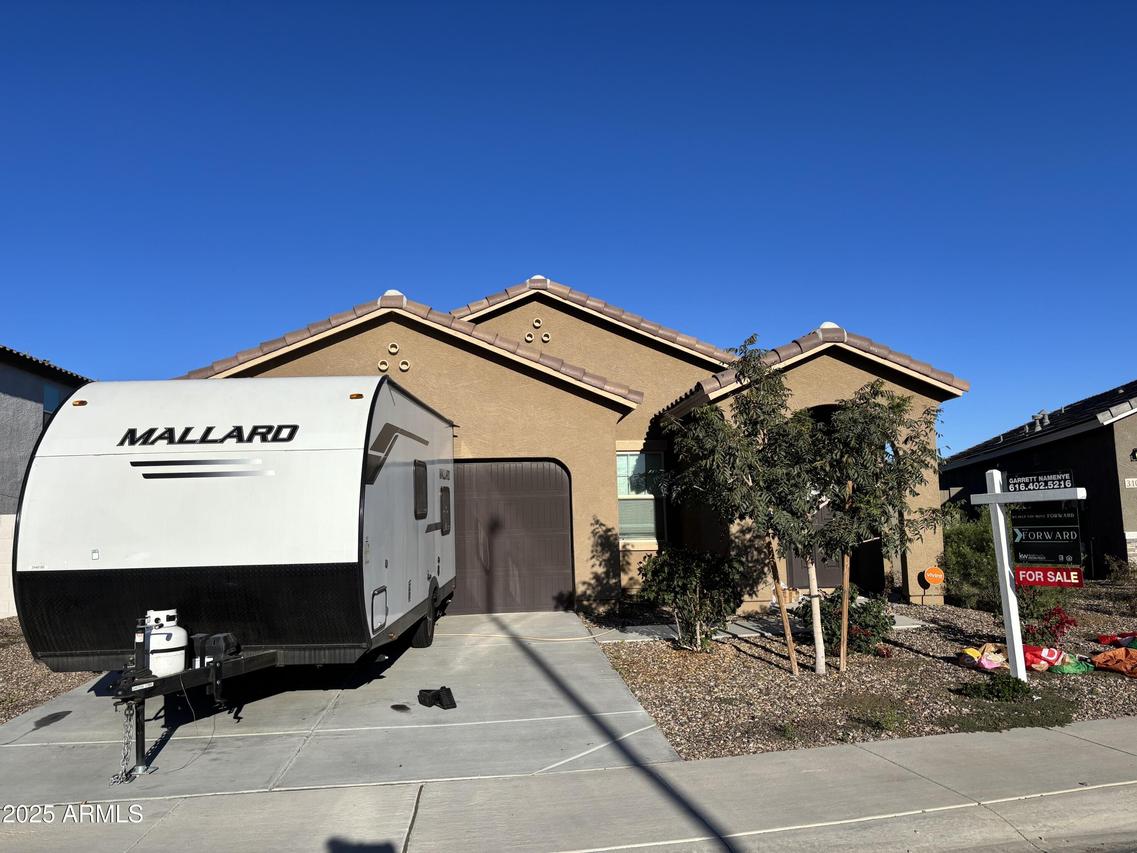 3098 E Houston Dr., San Tan Valley, AZ 85143