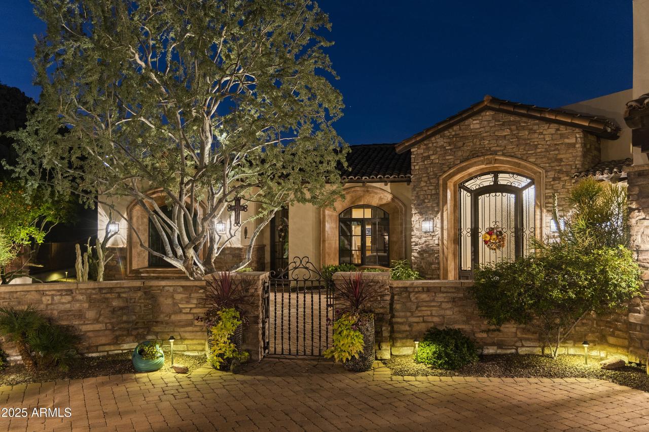 6102 E Sage Dr., Paradise Valley, AZ 85253