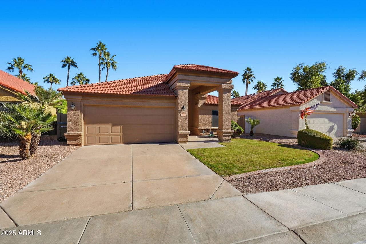 16229 S 33rd St., Phoenix, AZ 85048