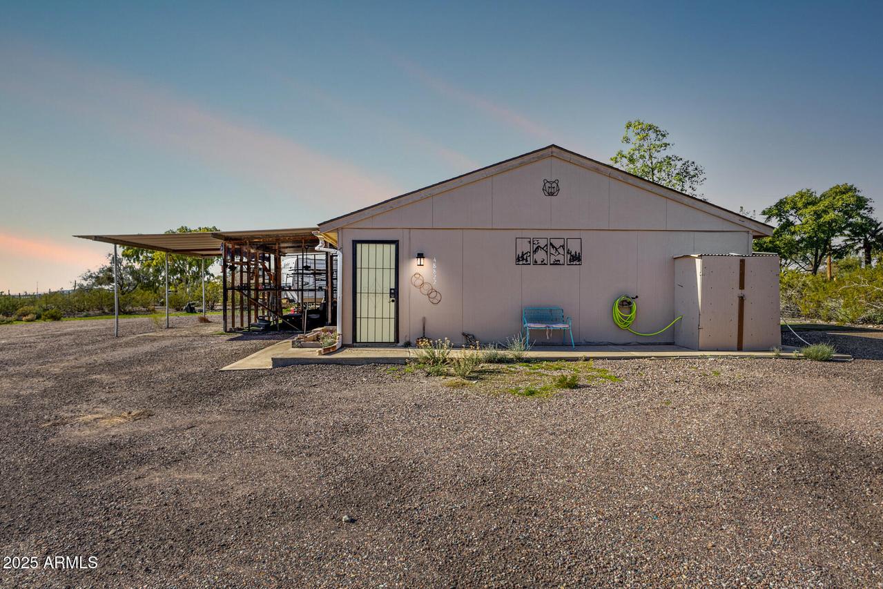 48822 N Roughrider Rd., New River, AZ 85087