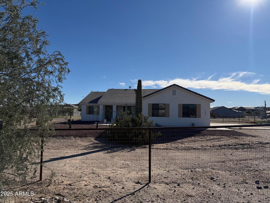 3229 W Silverdale Rd., San Tan Valley, AZ 85144