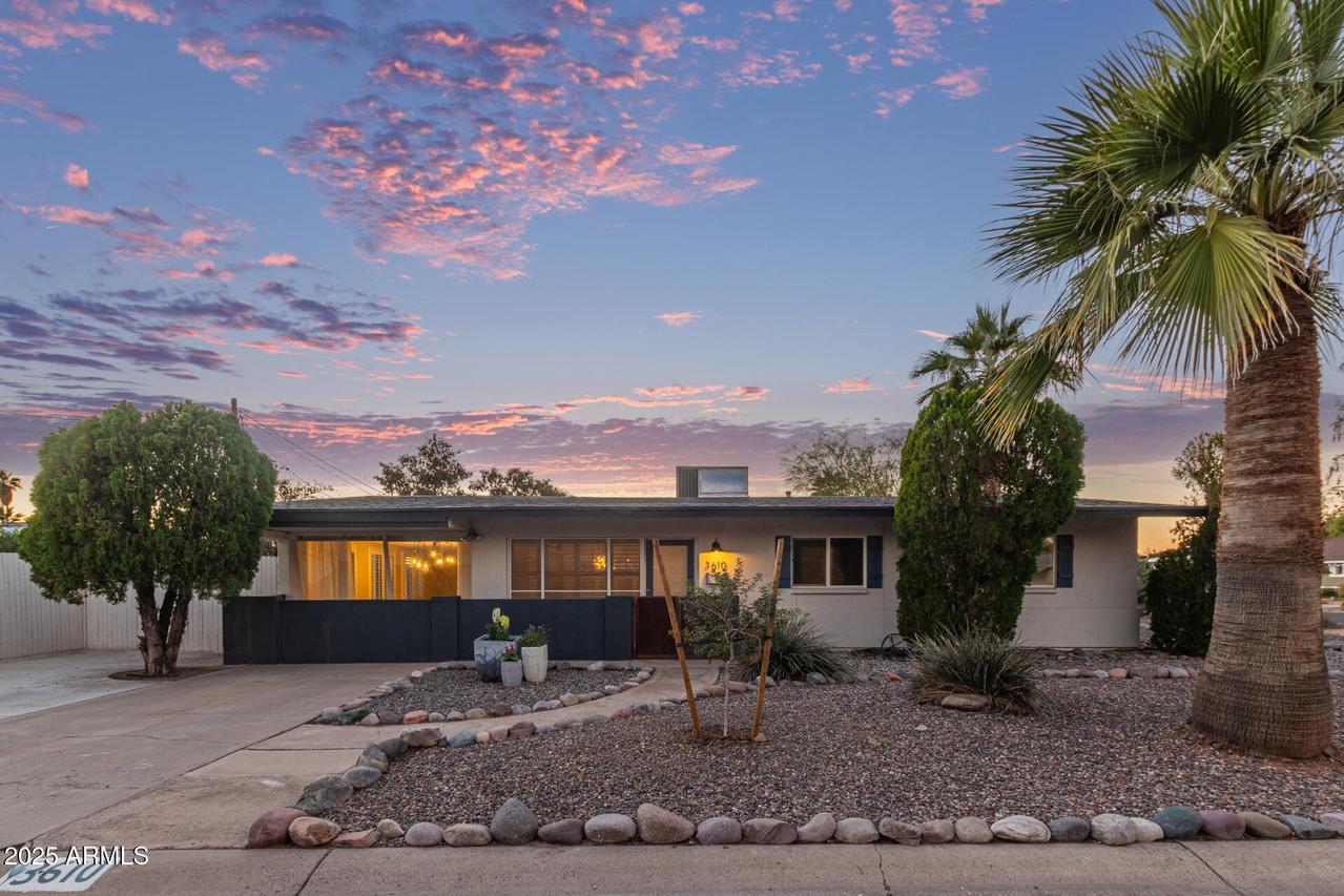 3610 N 8th Ave., Phoenix, AZ 85013