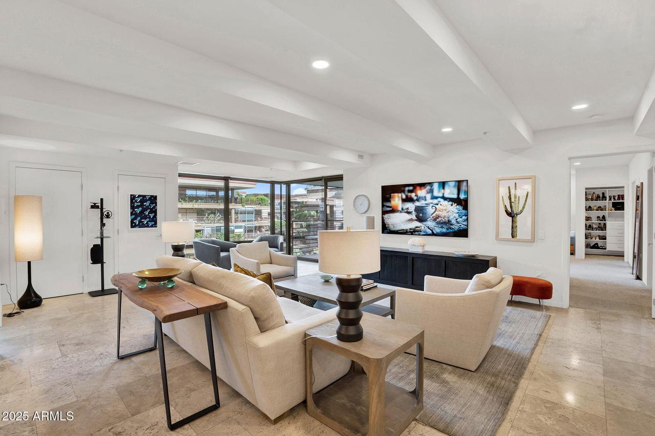 7127 E Rancho Vista Dr. #6009, Scottsdale, AZ 85251