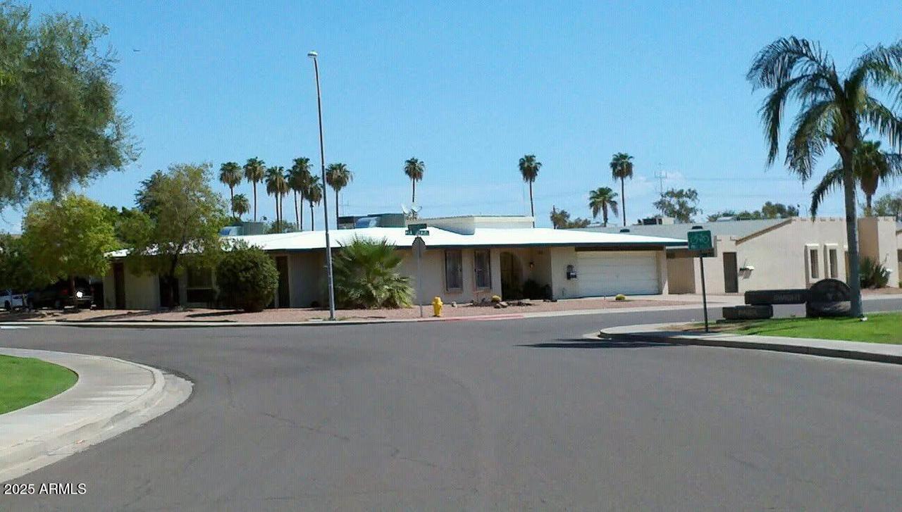 3673 S Roosevelt St., Tempe, AZ 85282