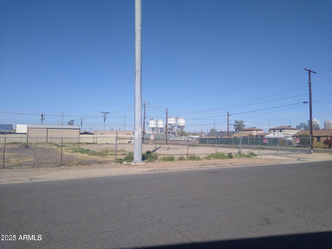 1601 W Grant St. #2, Phoenix, AZ 85007