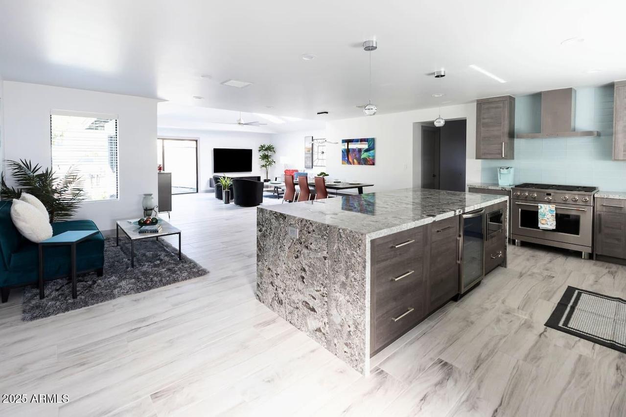 4626 N 75th St., Scottsdale, AZ 85251