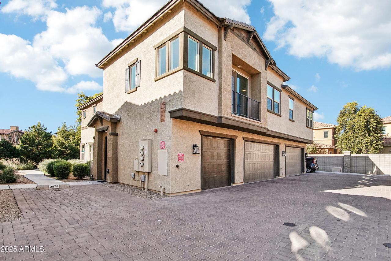 14870 W Encanto Blvd. #2075, Goodyear, AZ 85395