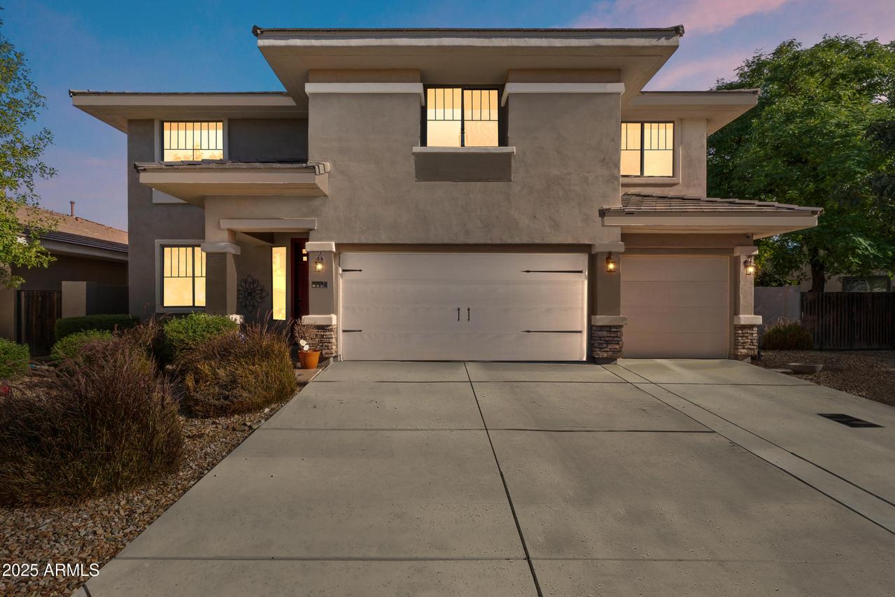 141 N 110th Dr., Avondale, AZ 85323