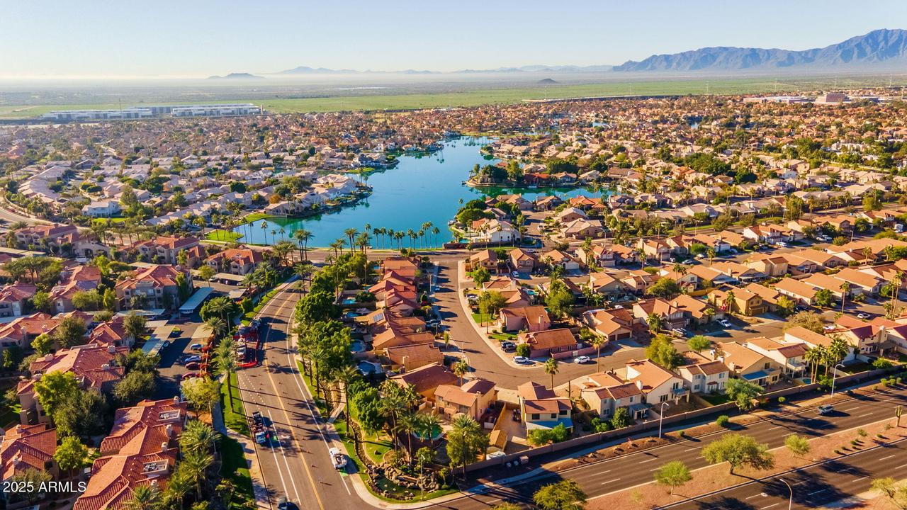 15601 S 37th Way, Phoenix, AZ 85048