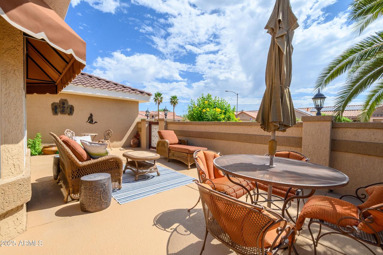 23116 N 145th Ln., Sun City West, AZ 85375