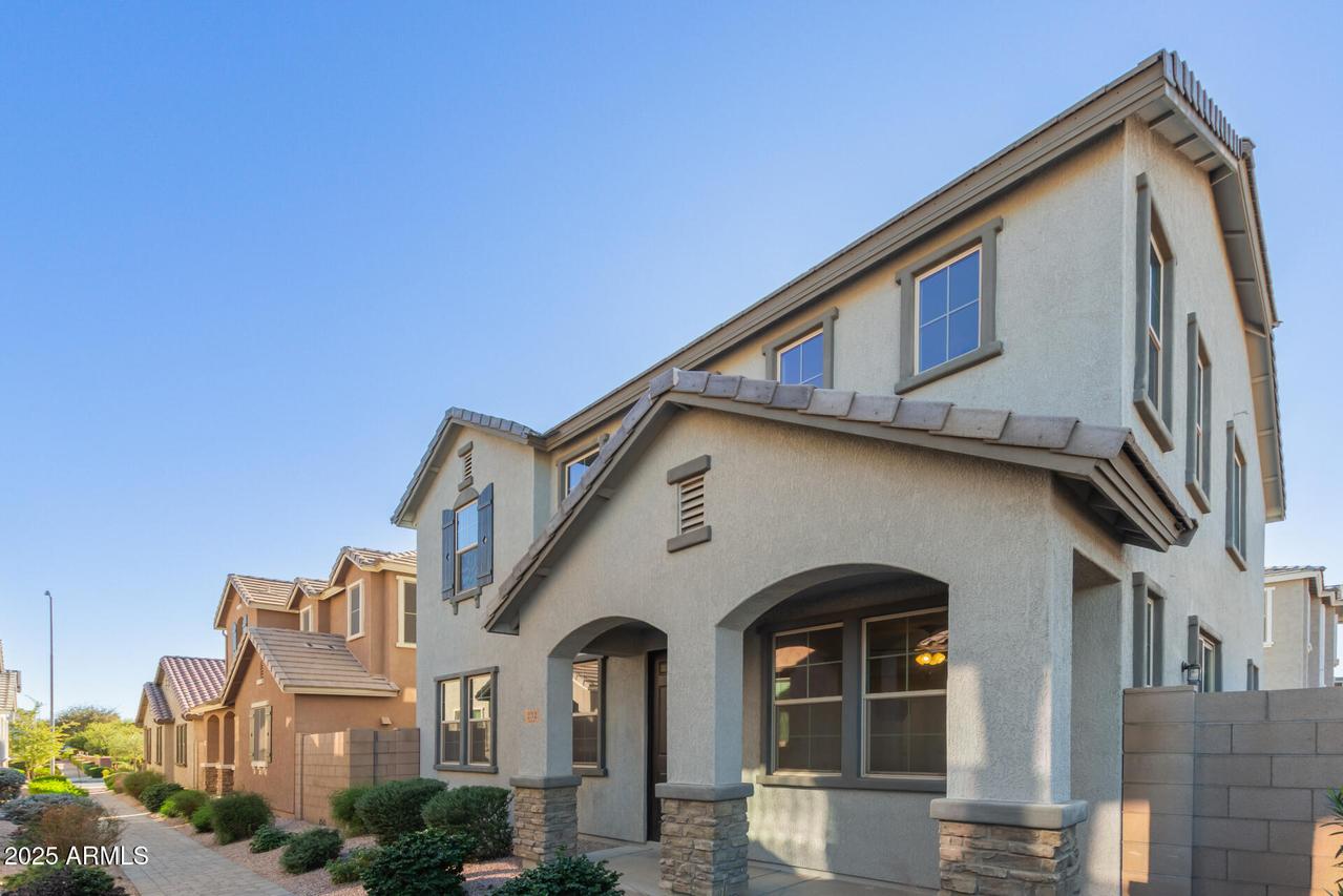 232 N 56th Pl., Mesa, AZ 85205