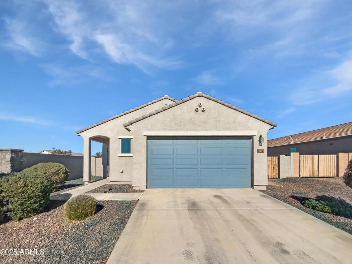 3720 E Henson St., San Tan Valley, AZ 85140
