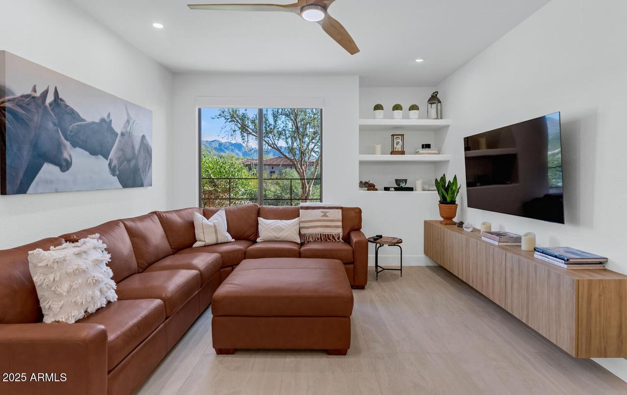 20801 N 90th Pl. #121, Scottsdale, AZ 85255