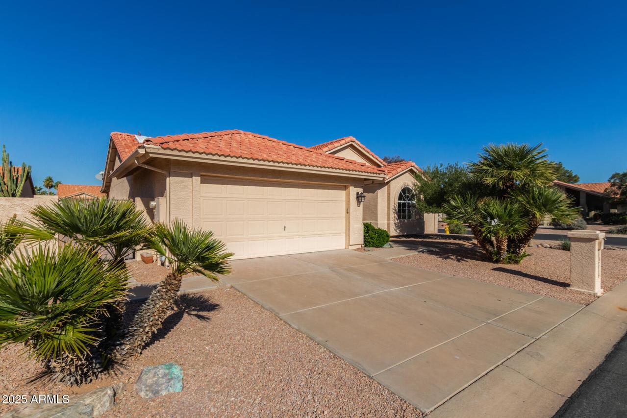 10714 E Nacoma Dr., Sun Lakes, AZ 85248