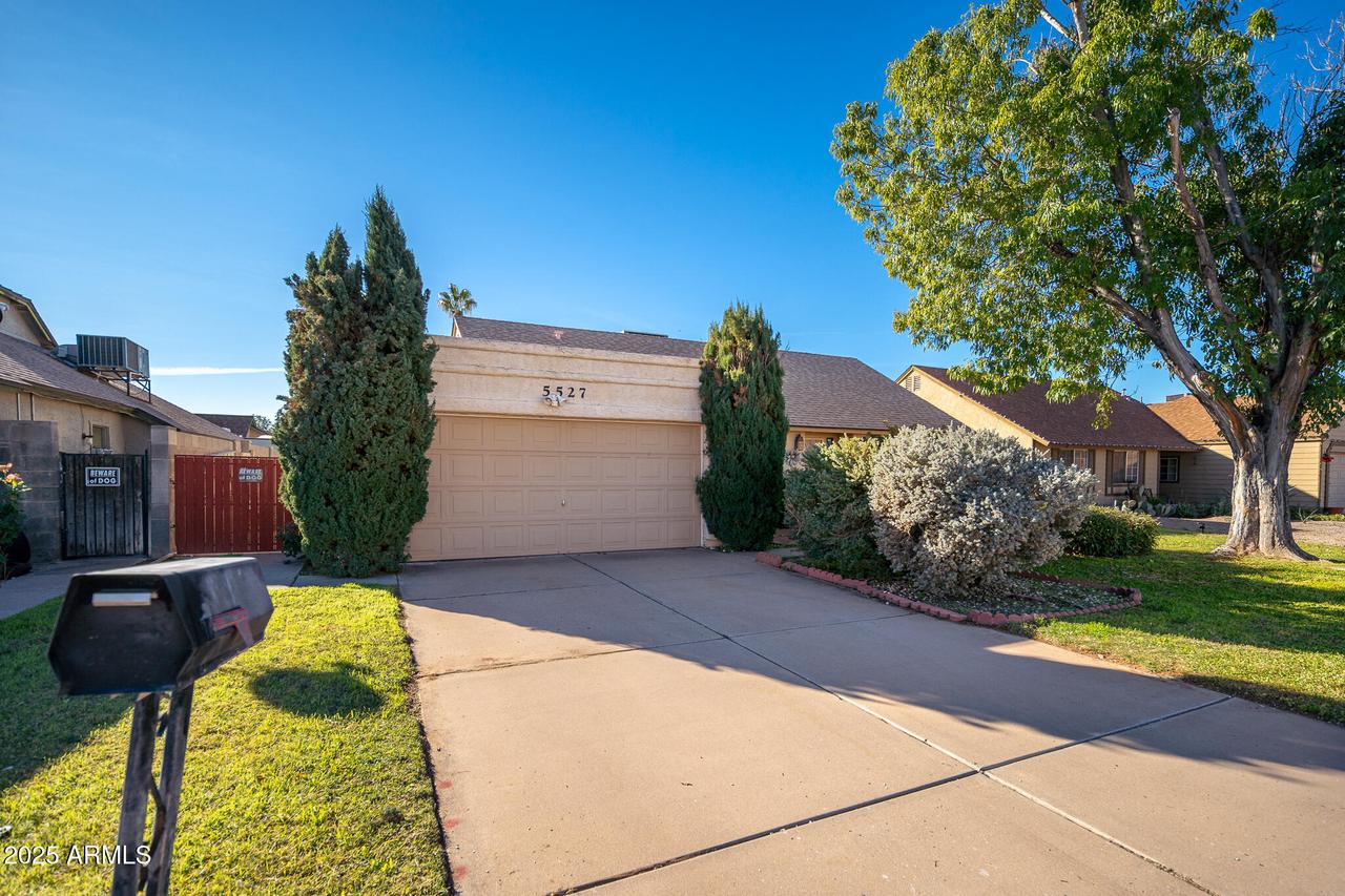5527 W Garden Dr., Glendale, AZ 85304