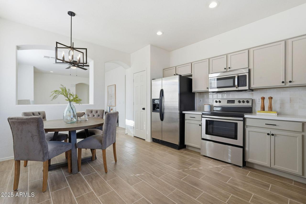 5185 S Eileen Dr., Chandler, AZ 85248