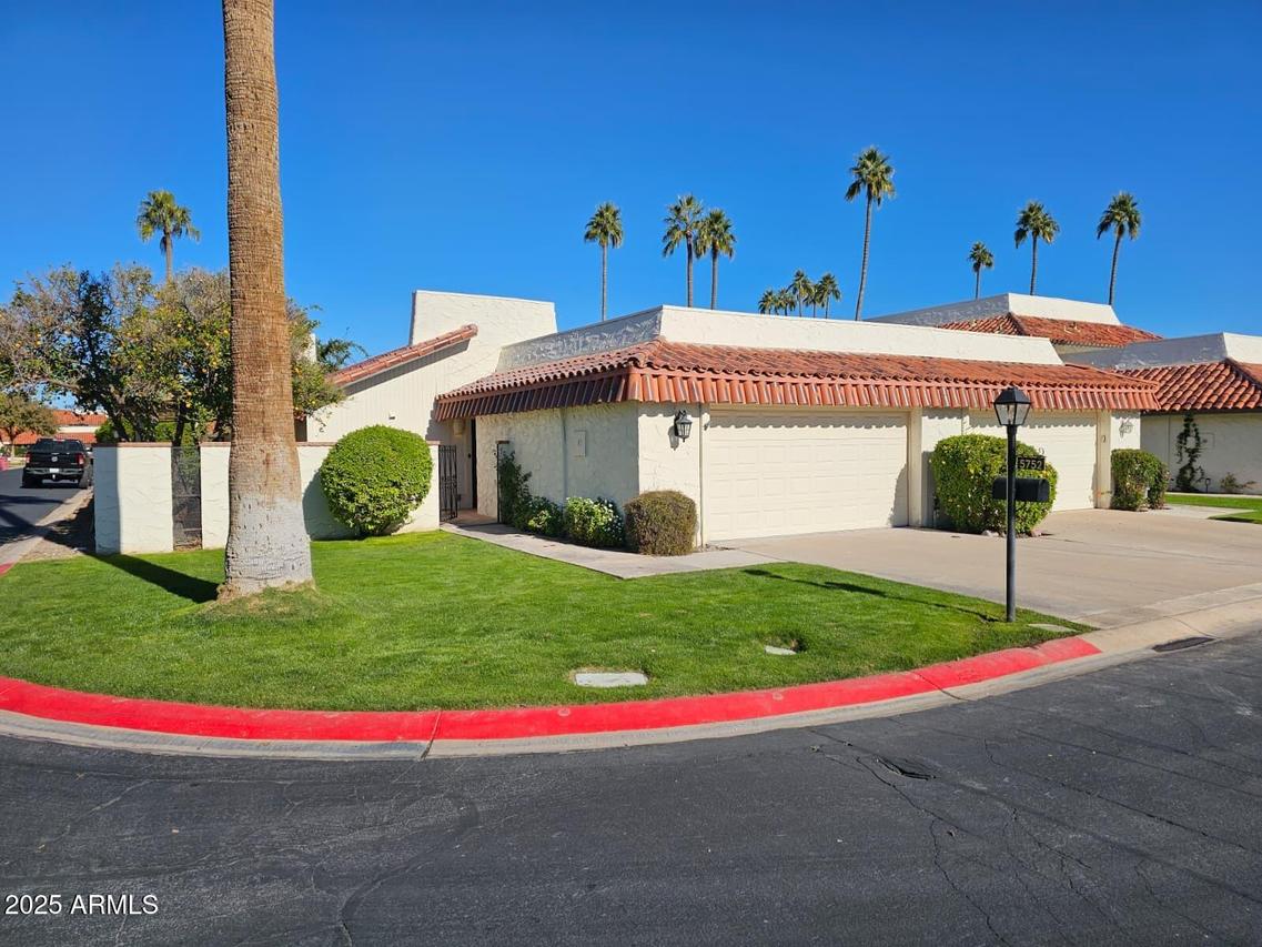 5752 N Scottsdale Rd., Paradise Valley, AZ 85253