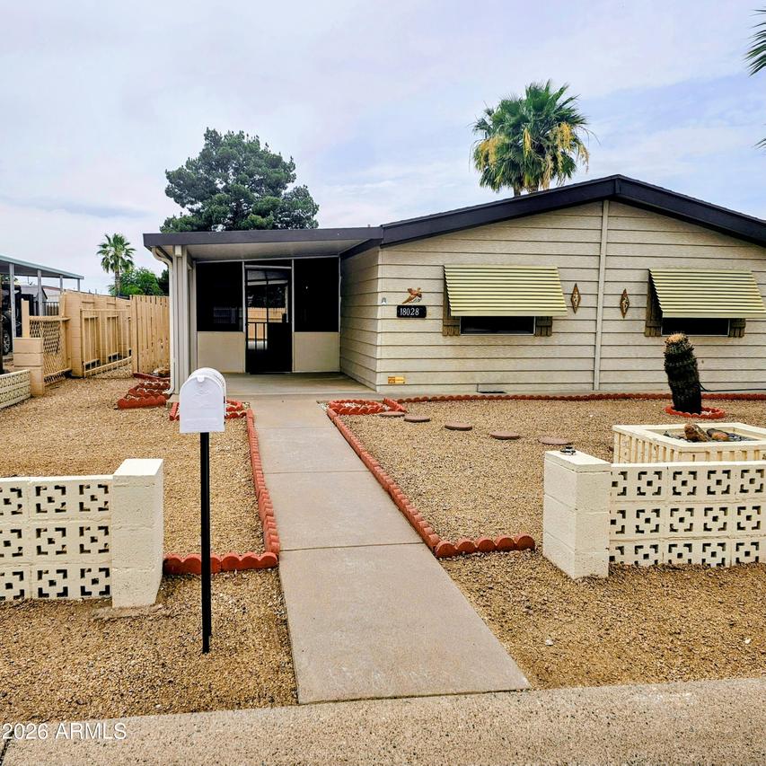 18028 N 3rd Pl., Phoenix, AZ 85022