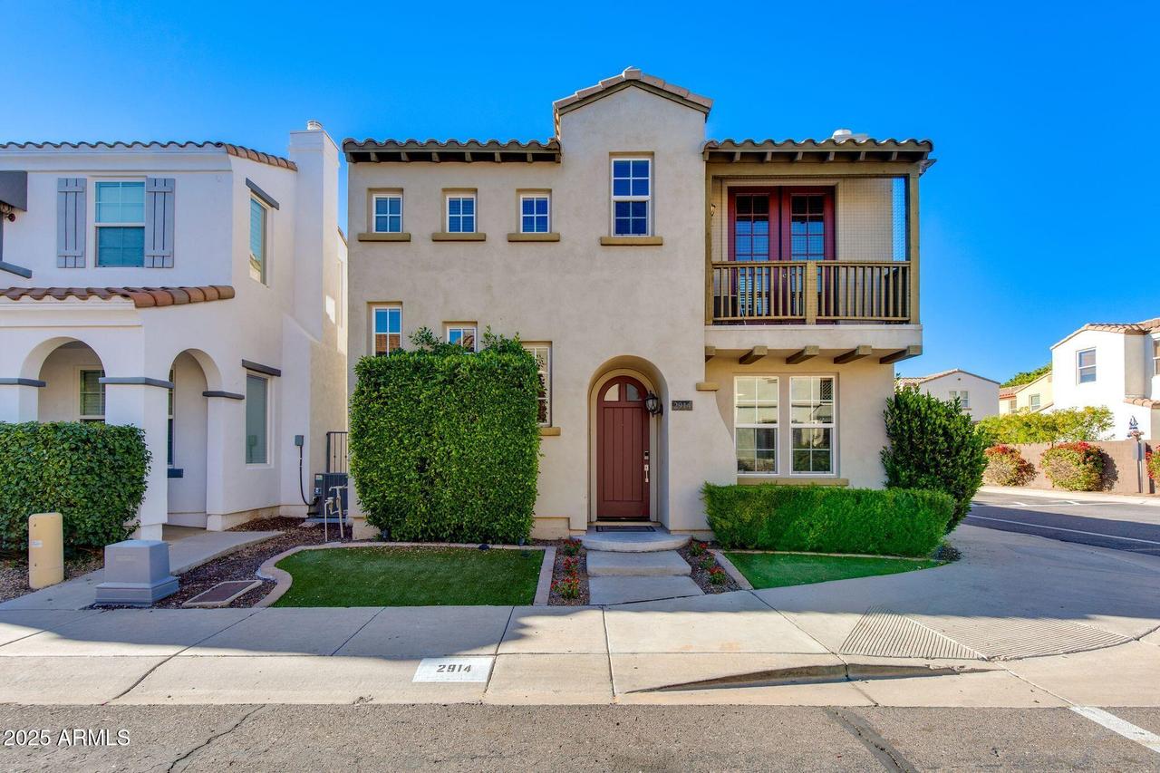 2914 N 48th Pl., Phoenix, AZ 85018