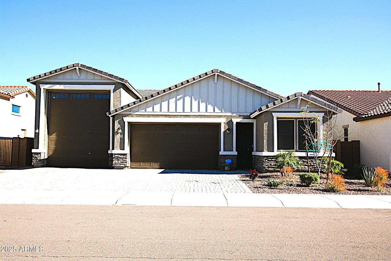 925 S 107th Dr., Avondale, AZ 85323