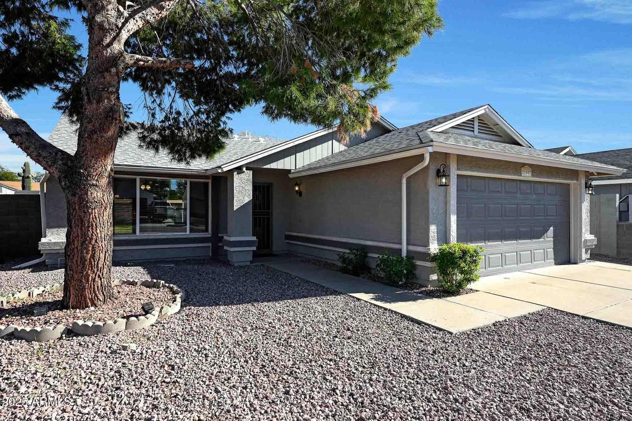 21057 N 33rd Dr., Phoenix, AZ 85027