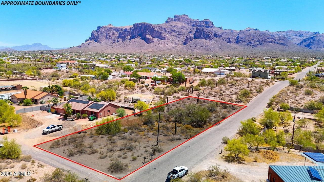 N Roadrunner Rd 1 Acre #-, Apache Junction, AZ 85119