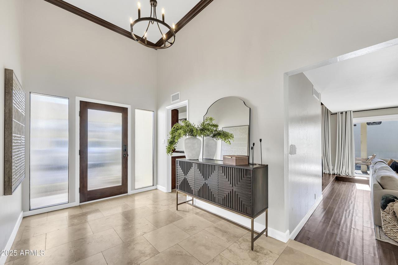 7232 N 13th St., Phoenix, AZ 85020