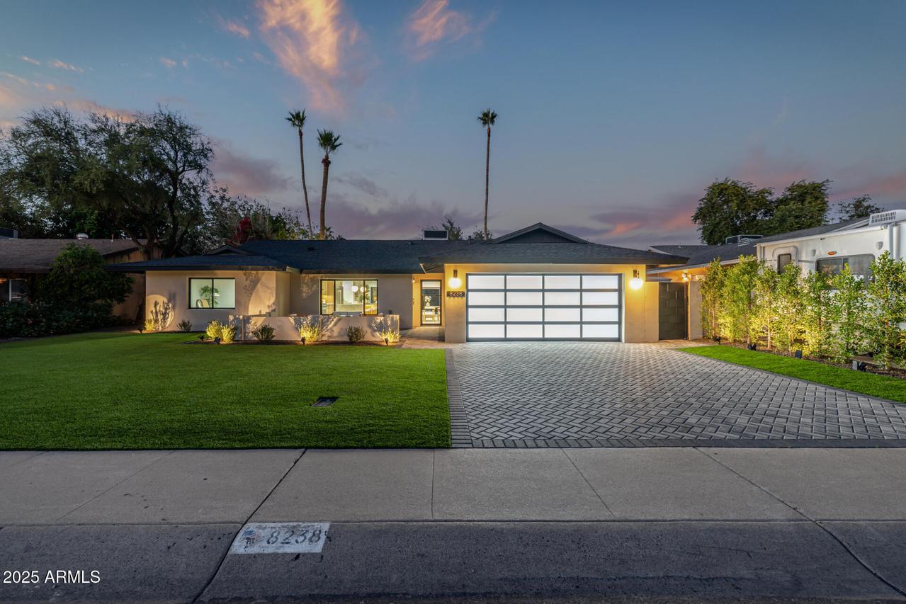 8238 E Jackrabbit Rd., Scottsdale, AZ 85250