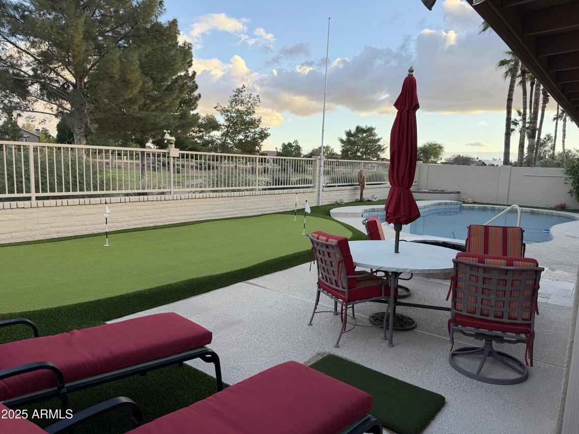 1533 N Sinova, Mesa, AZ 85205