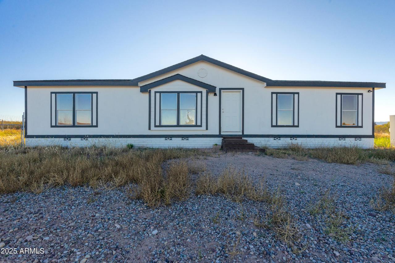 1680 E Mcgregor Rise, Huachuca City, AZ 85616