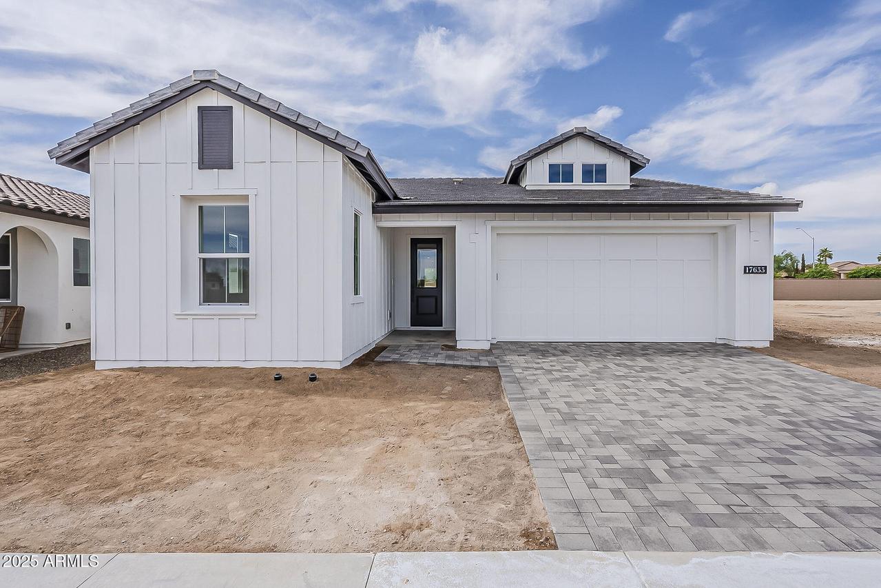 17655 W Crawfordsville Dr., Surprise, AZ 85388
