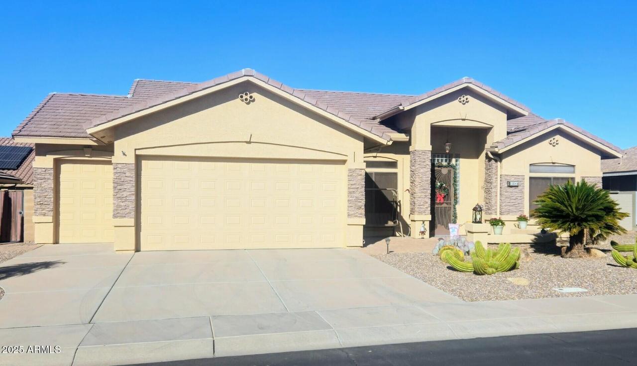 11048 E Nichols Ave., Mesa, AZ 85209