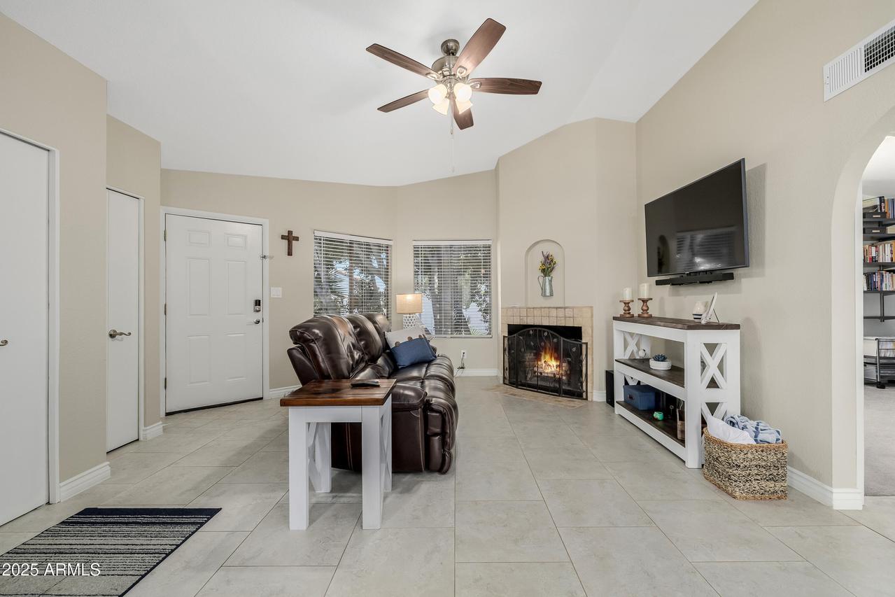 1800 W Elliot Rd. #237, Chandler, AZ 85224