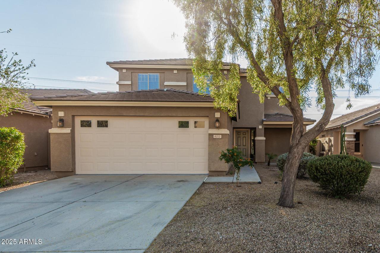 8212 S 74th Ave., Laveen, AZ 85339