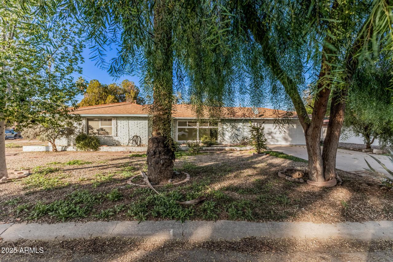 1418 W Keim Dr., Phoenix, AZ 85013