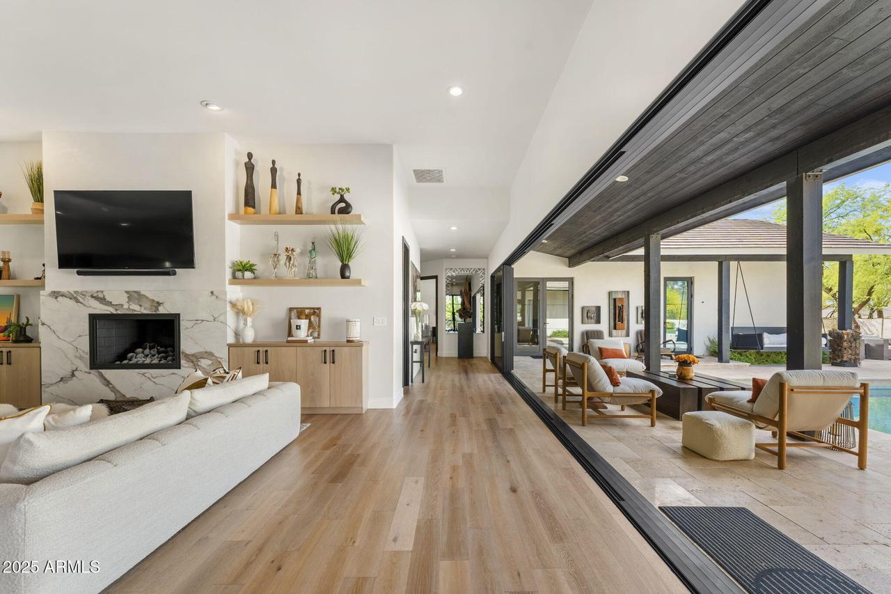 8002 N Ironwood Dr., Paradise Valley, AZ 85253