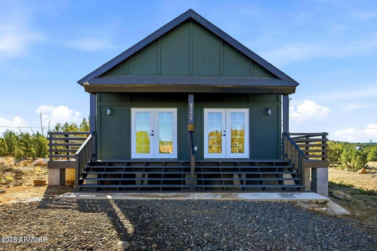 8335 Rainbow Dr., Show Low, AZ 85901